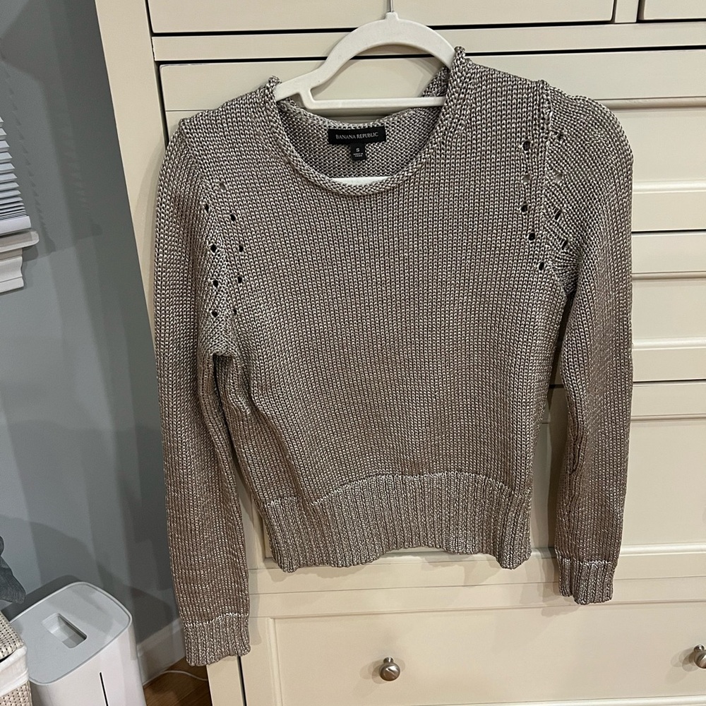 Banana republic sweater, size small, EUC